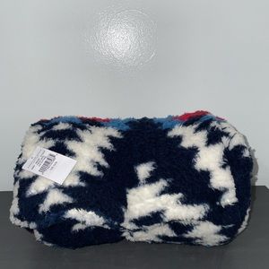 American Eagle Sherpa Throw!